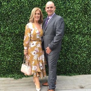 Meet your Posher, Toni